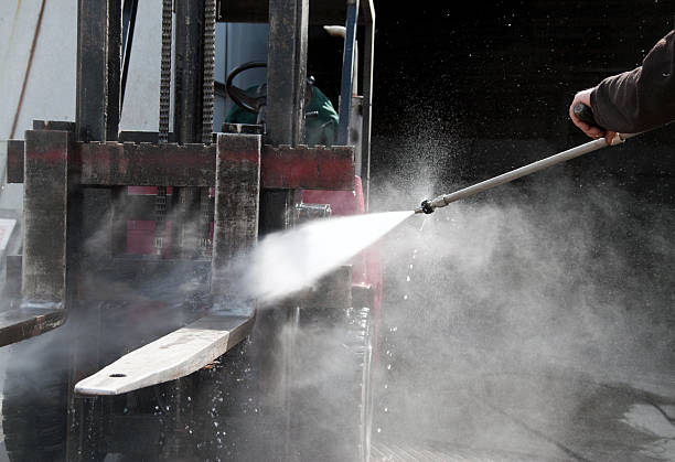 Best Playground Equipment Cleaning  in Glenwood, IA